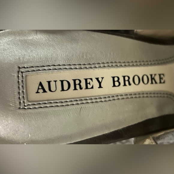 Audrey Brooke heels - Picture 3 of 7